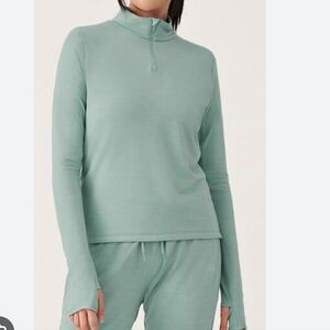 Allbirds Women's Green Sweatshirt